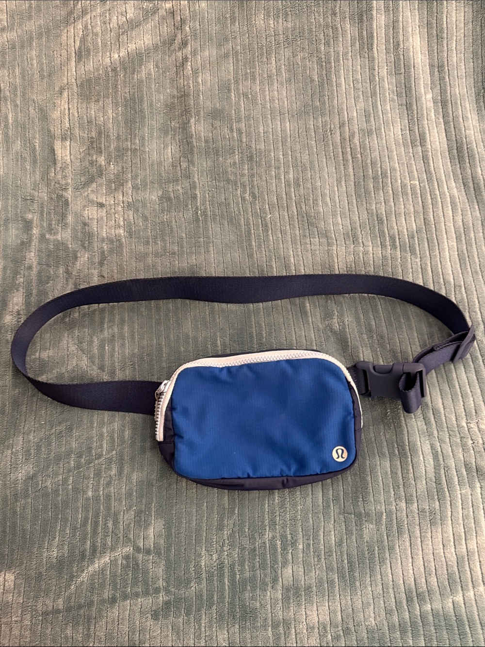 lululemon athletica Royal Blue Belt Bag with Navy Strap